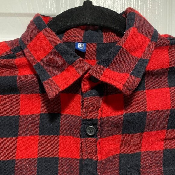 UNIQLO Kids Red & Black Buffalo Plaid Cotton Button Down Flannel Shirt Size 12 - Picture 5 of 6